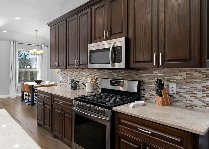 Luxe Boho Chic5br Woodbine Kalahari Holiday home Round Rock