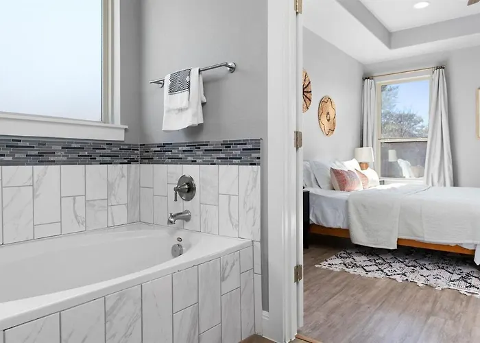 Luxe Boho Chic5br Woodbine Kalahari